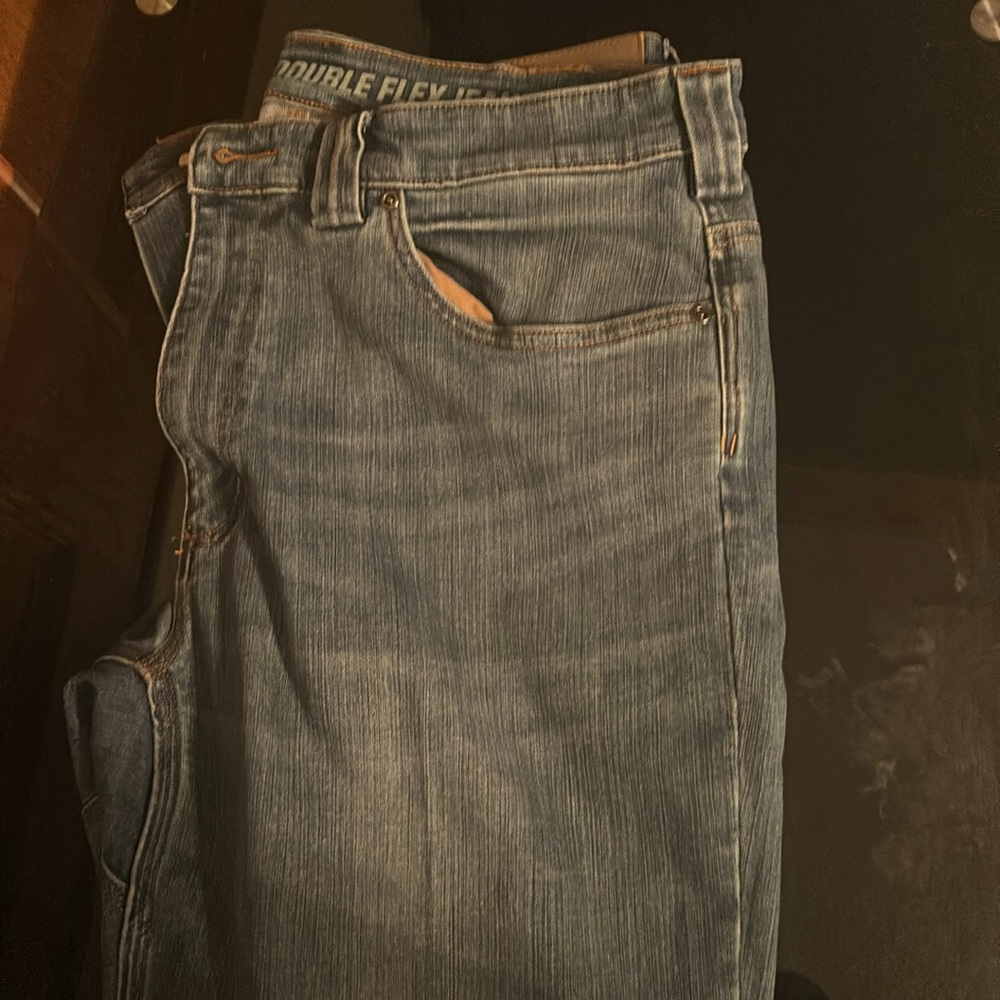 They are comfy, never worn them, good for hardworking